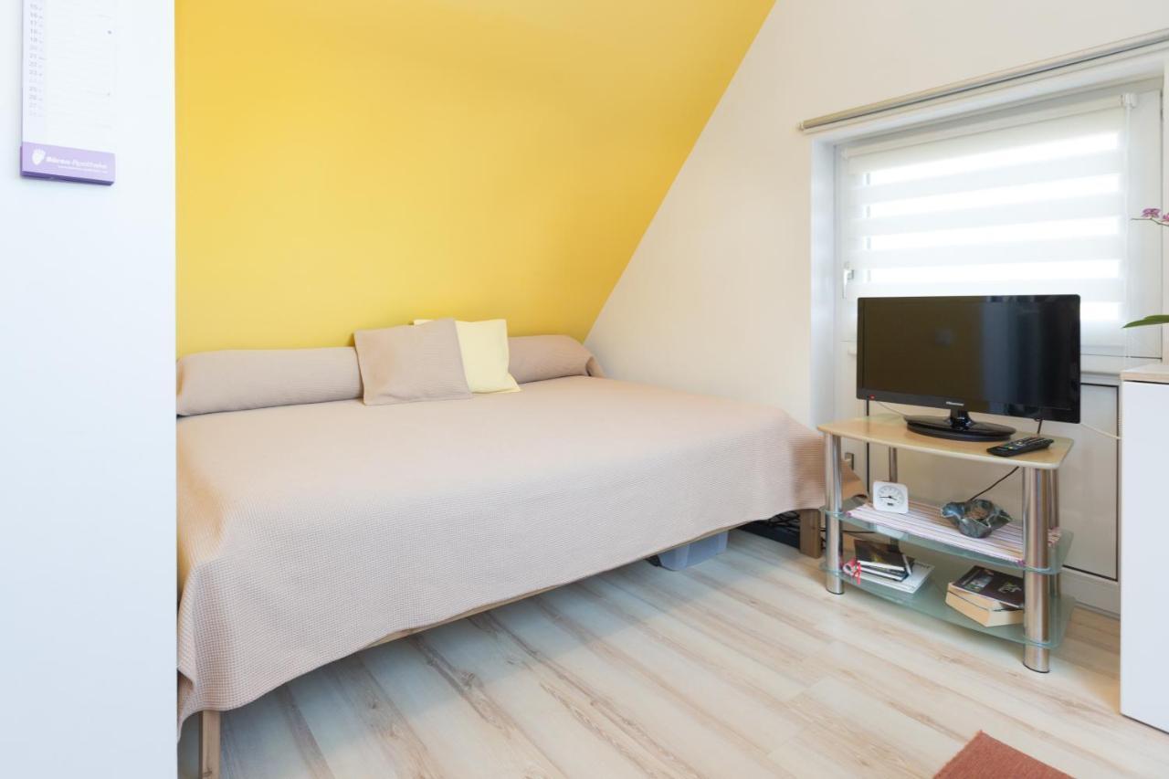 Casa Felicitas - Ferienwohnung & Studio 모네시 외부 사진